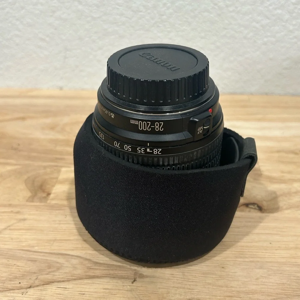 Canon EOS Digital Rebel XT 28-105mm Digital bundle with 3 lenses & bag